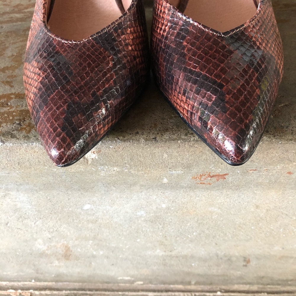 Chinese Laundry pink snake sling back pump - Picture 5 of 11